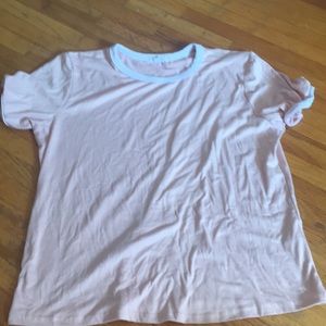 Light pink t shirt